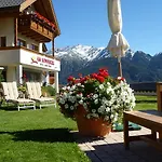 Hotel Garni Am Sonnberg 4*