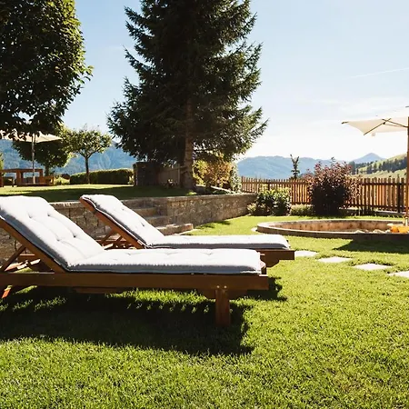Hotel Garni Am Sonnberg 4*