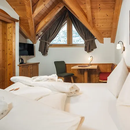 Garni Am Sonnberg Hotell