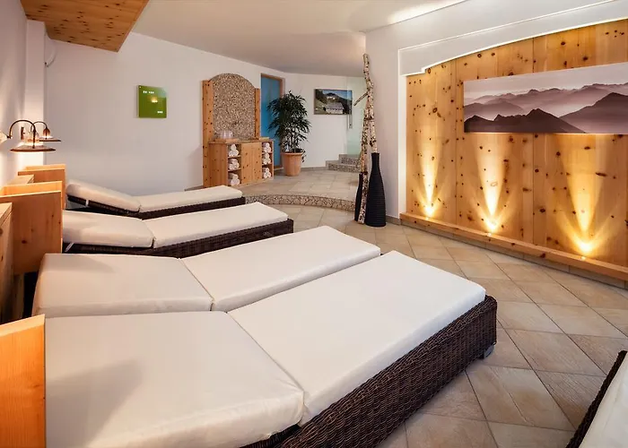 Hotel Garni Am Sonnberg 4*