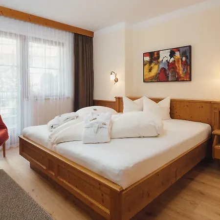 Hotel Garni Am Sonnberg 4*